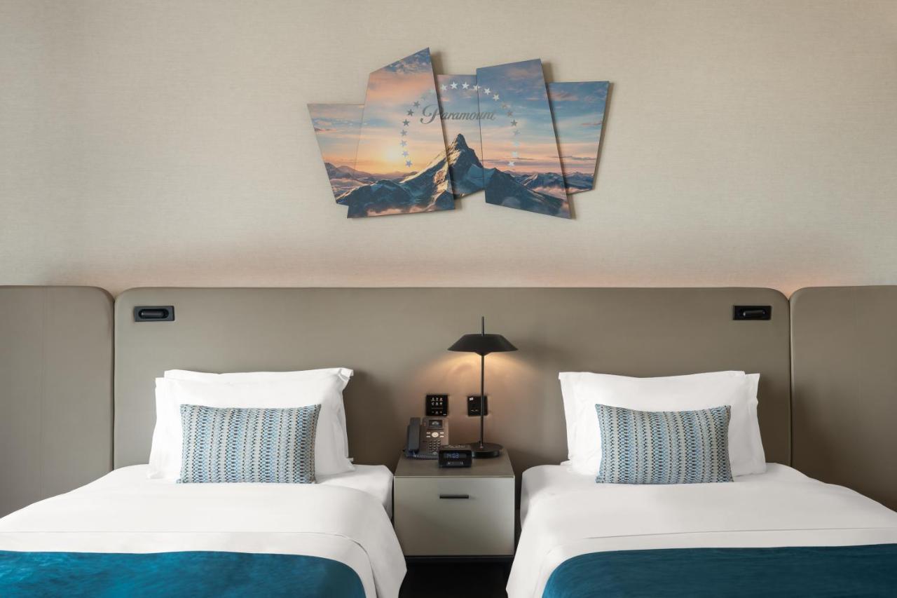 Paramount Hotel Midtown Дубай Екстер'єр фото