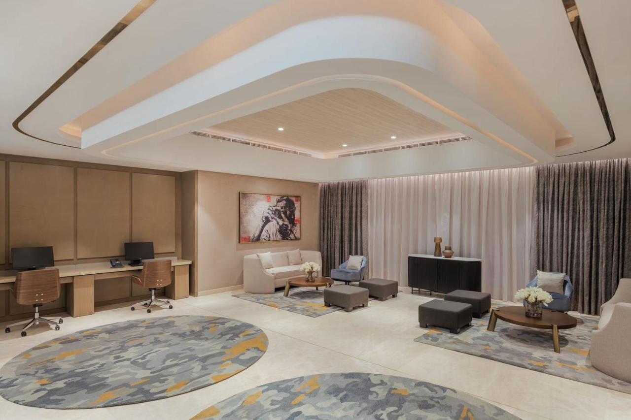 Paramount Hotel Midtown Дубай Екстер'єр фото The Business Centre at The Ritz-Carlton, DIFC