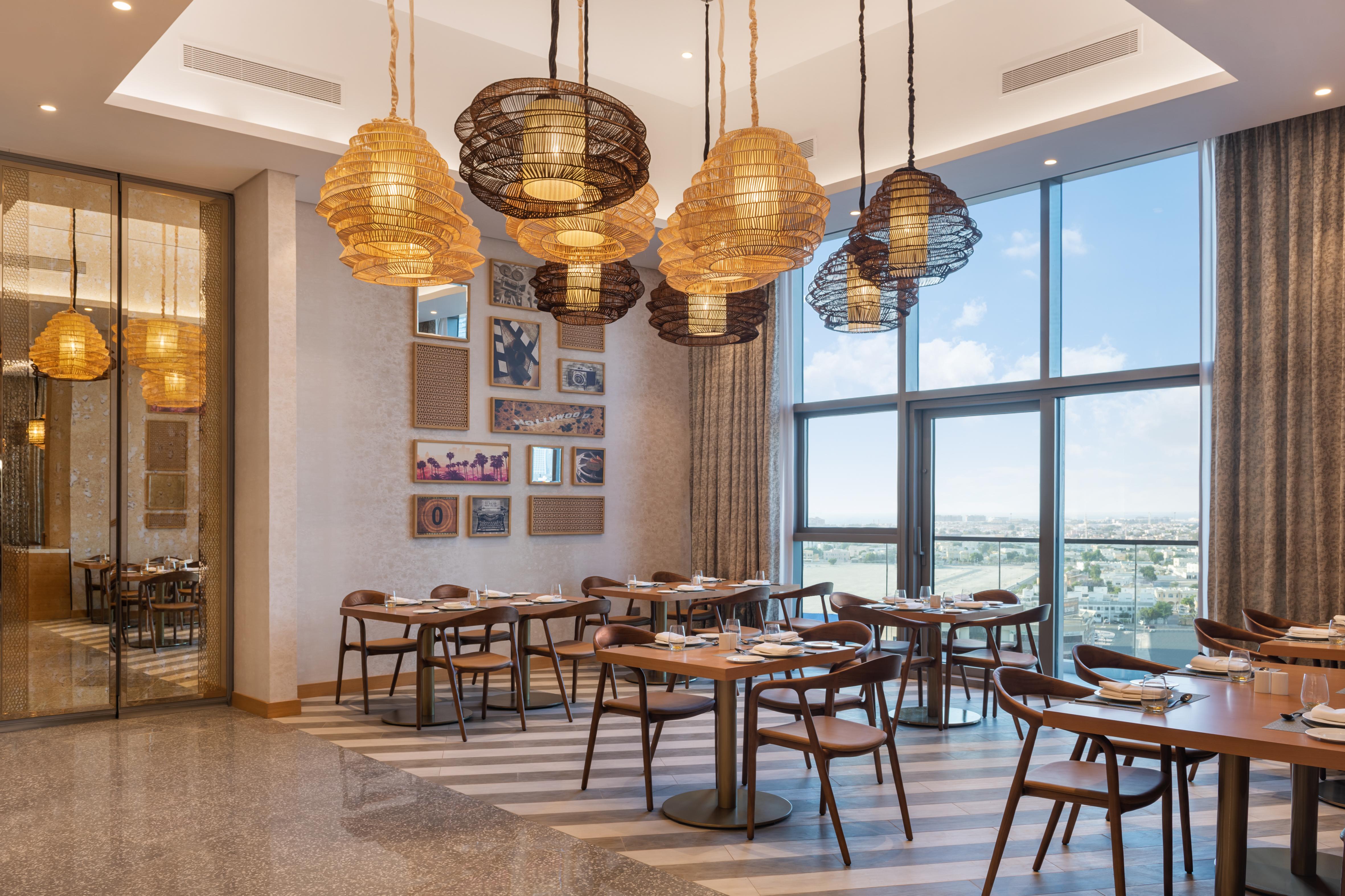 Paramount Hotel Midtown Дубай Екстер'єр фото The restaurant